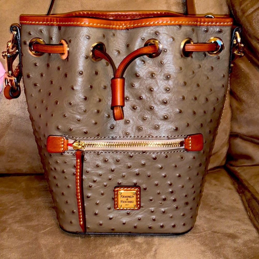AUTHENTIC DOONEY & BOURKE OSTRICH BUCKET